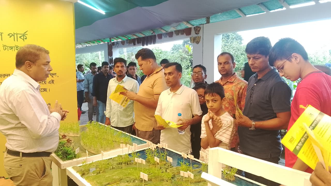 Kibria Bhai at Tree Fair.jpeg